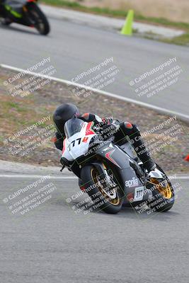 media/Mar-05-2023-TrackXperience (Sun) [[a95d40e56a]]/Group 3/session 2 turn 4/